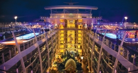 Free Gratuities on 2015 Holiday Sailings Free Gratuities on 2015 Holiday Sailings