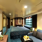 (12) Balcony Suite